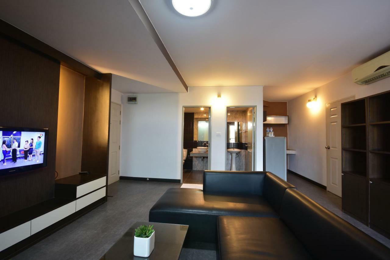 Loft * Salaya